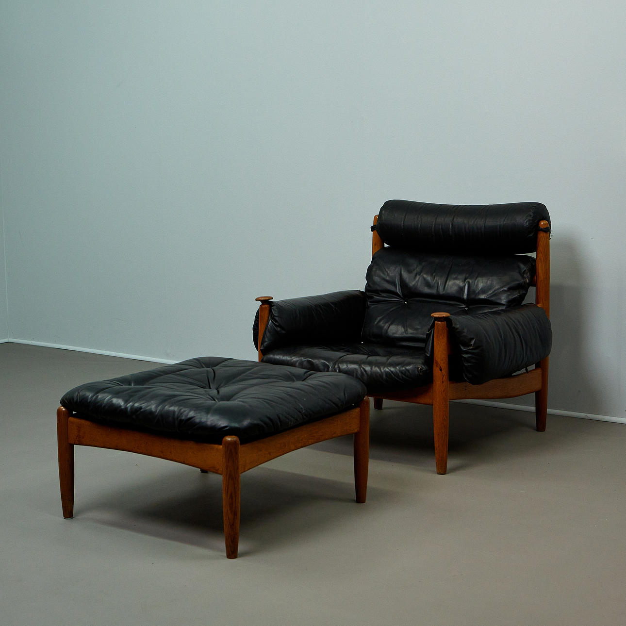 ERIC MERTHEN. Armchair/Lounge chair with stool, Ire Møbler, Sweden