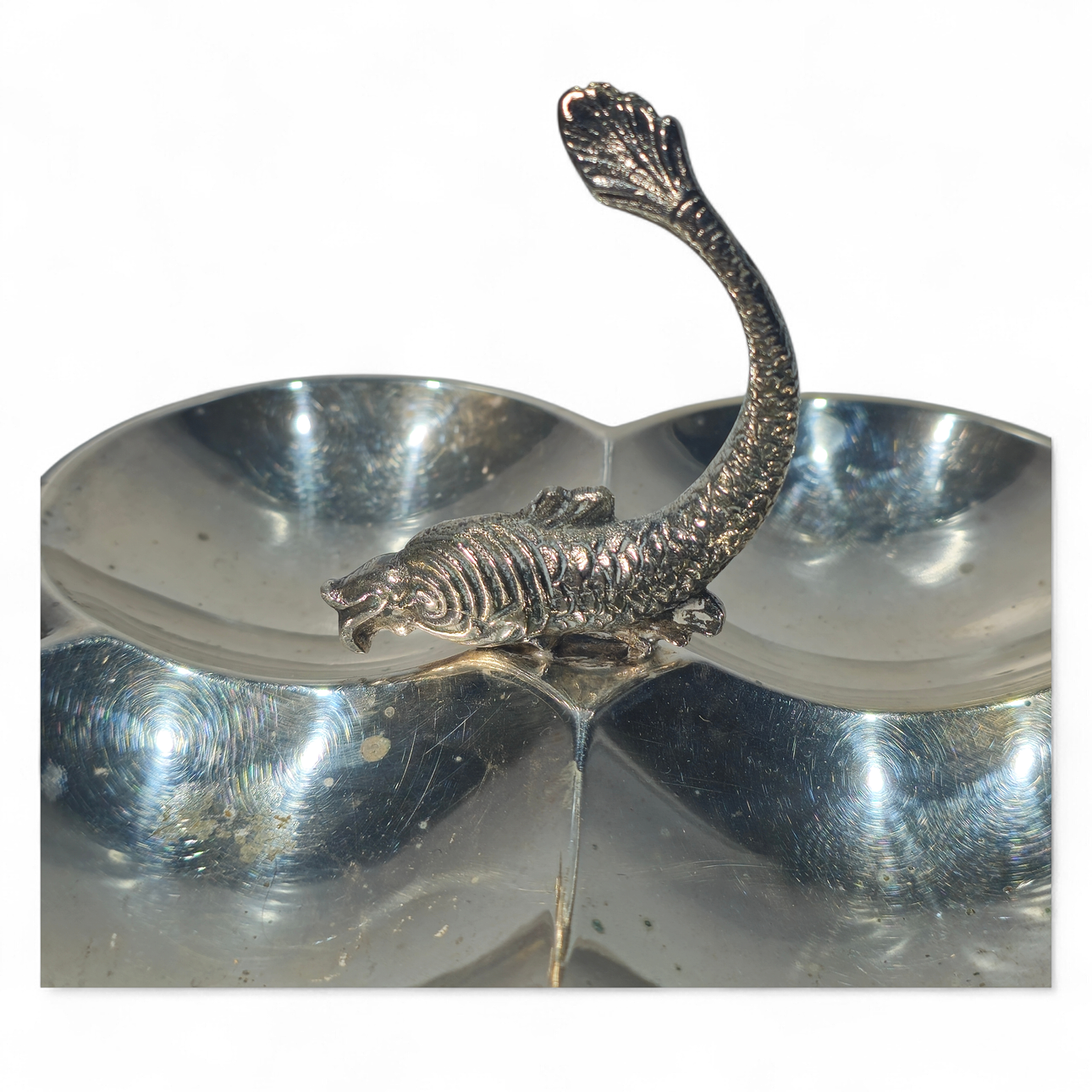 Snack box with a fish shape as a central handle. Silver & Metals ...
