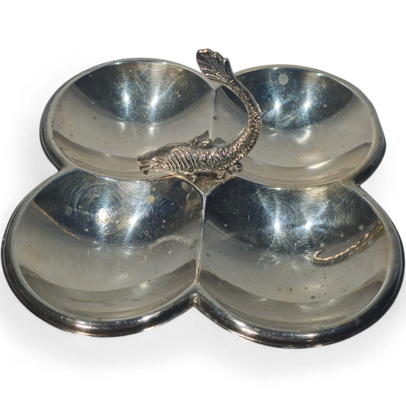Snack box with a fish shape as a central handle. Silver & Metals ...