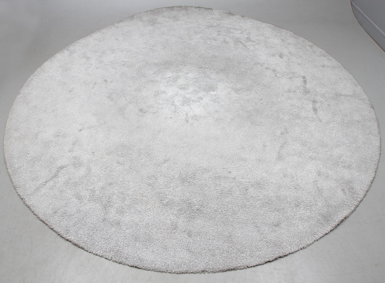 MATTA, rund, "Stubb 118", Gunilla Lagerhem-Ullberg, Kasthall. Diameter ca 320 cm.