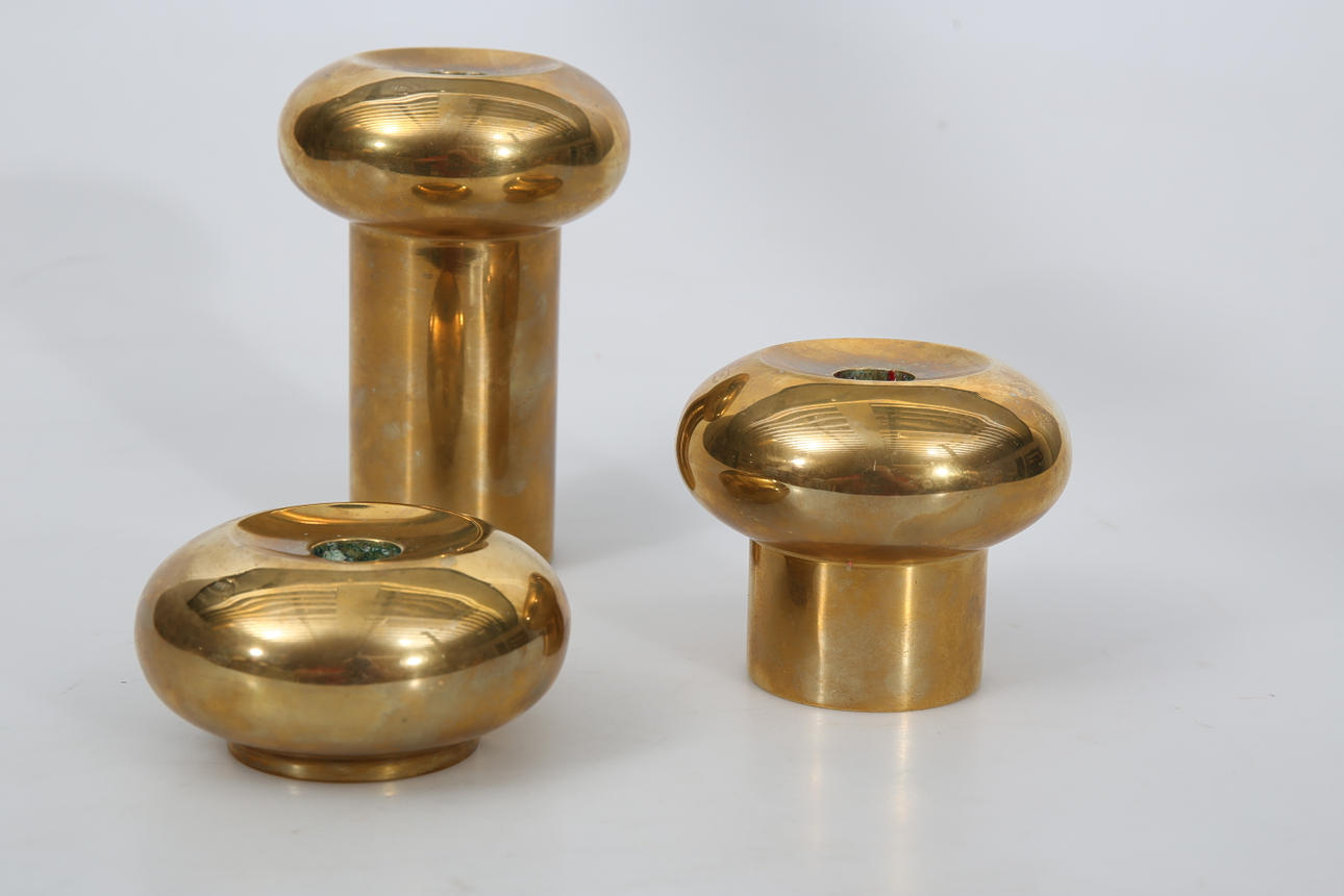 LJUSSTAKAR, mässing, 3 stycken, Landskrona, 1900-talets andra hälft.