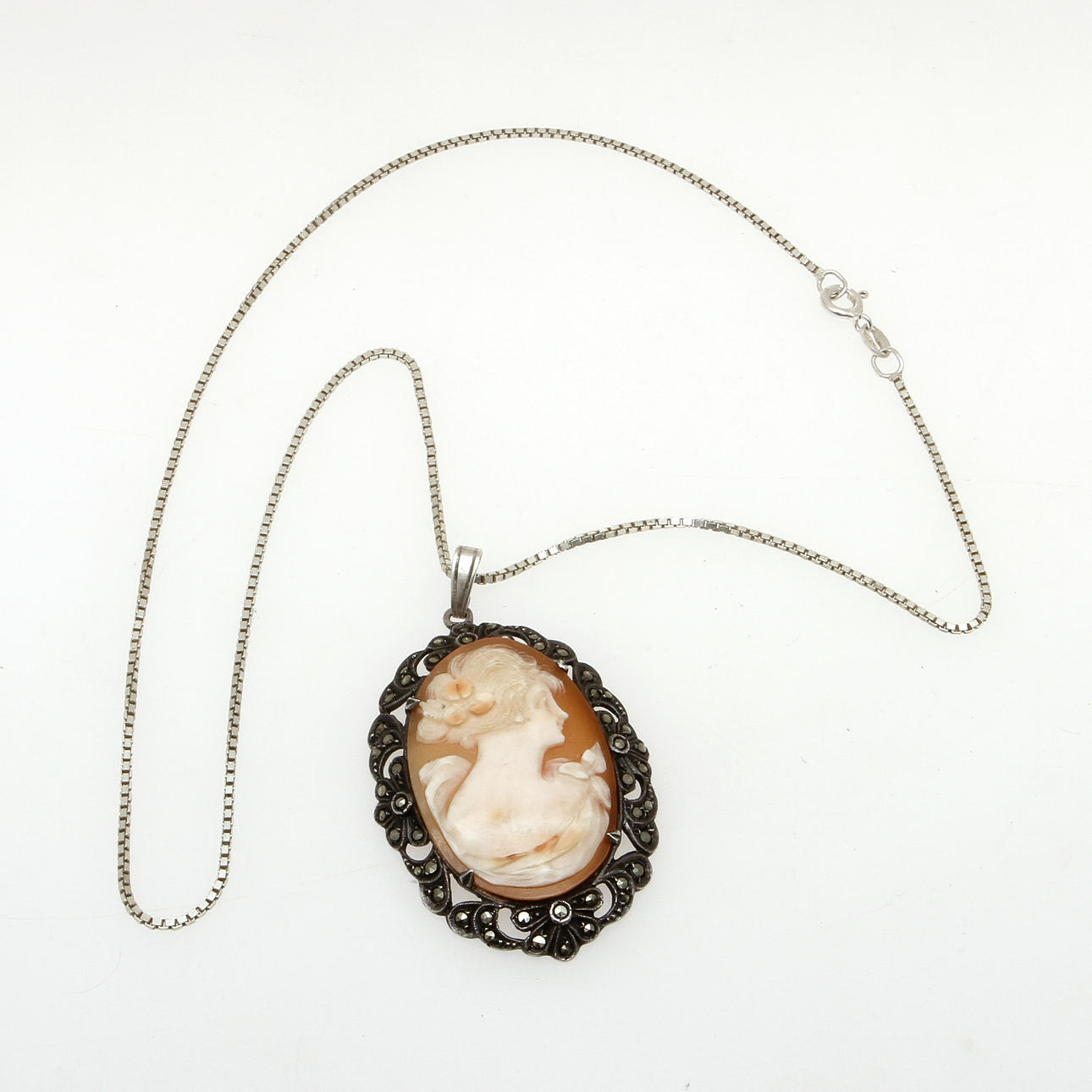 SILVERSMYCKEN, 5 delar. Vikt 40,7 g.