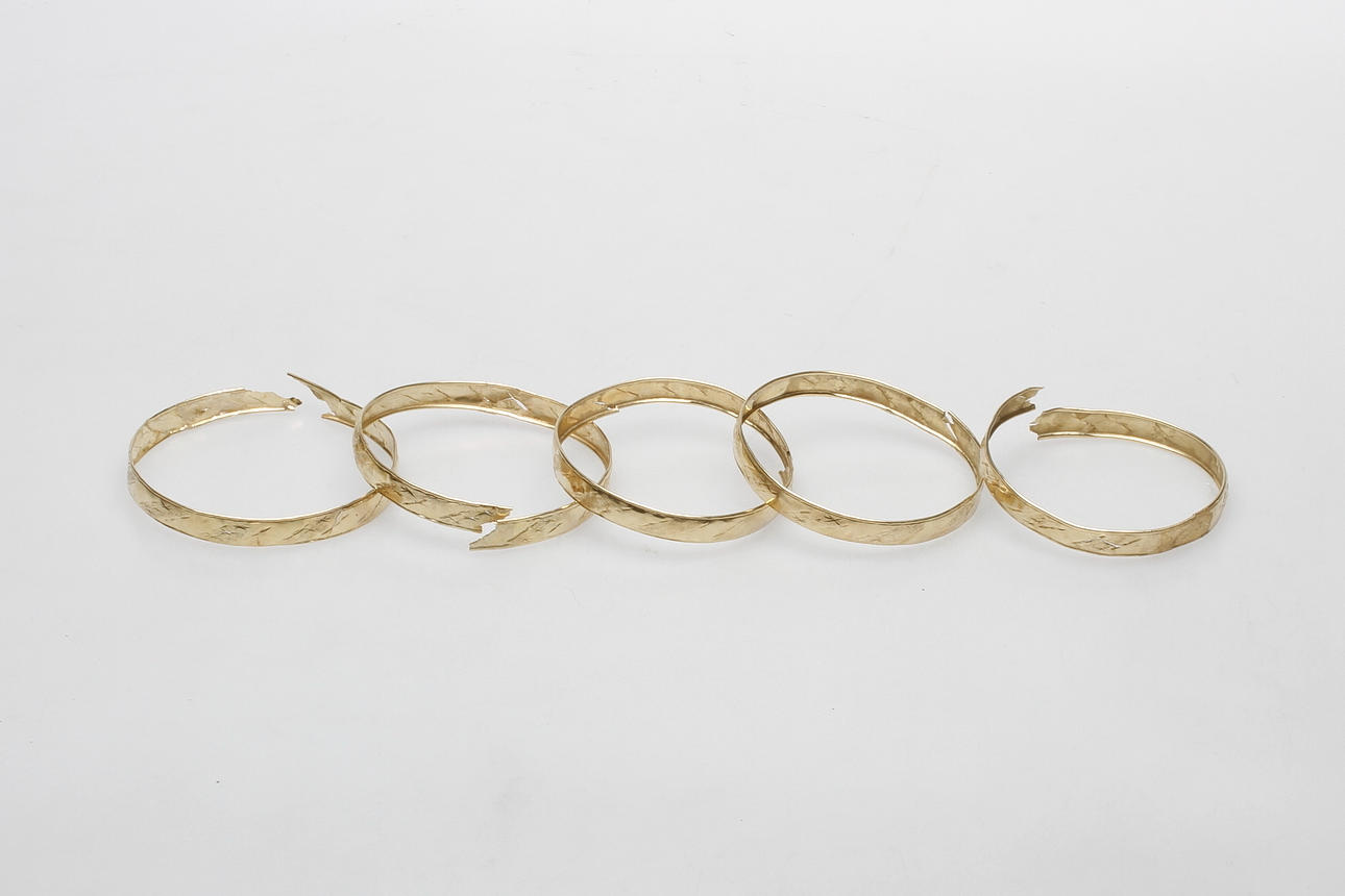 SKROTGULD, 14k guld, vikt ca 33,4 gr.