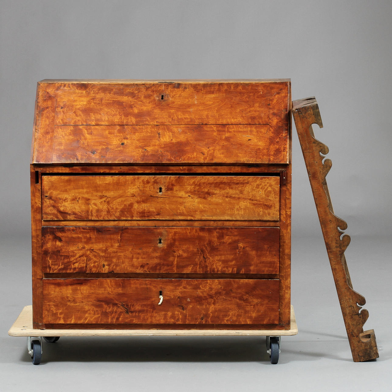 SNEDKLAFFSSEKRETÄR, 1800-tal.