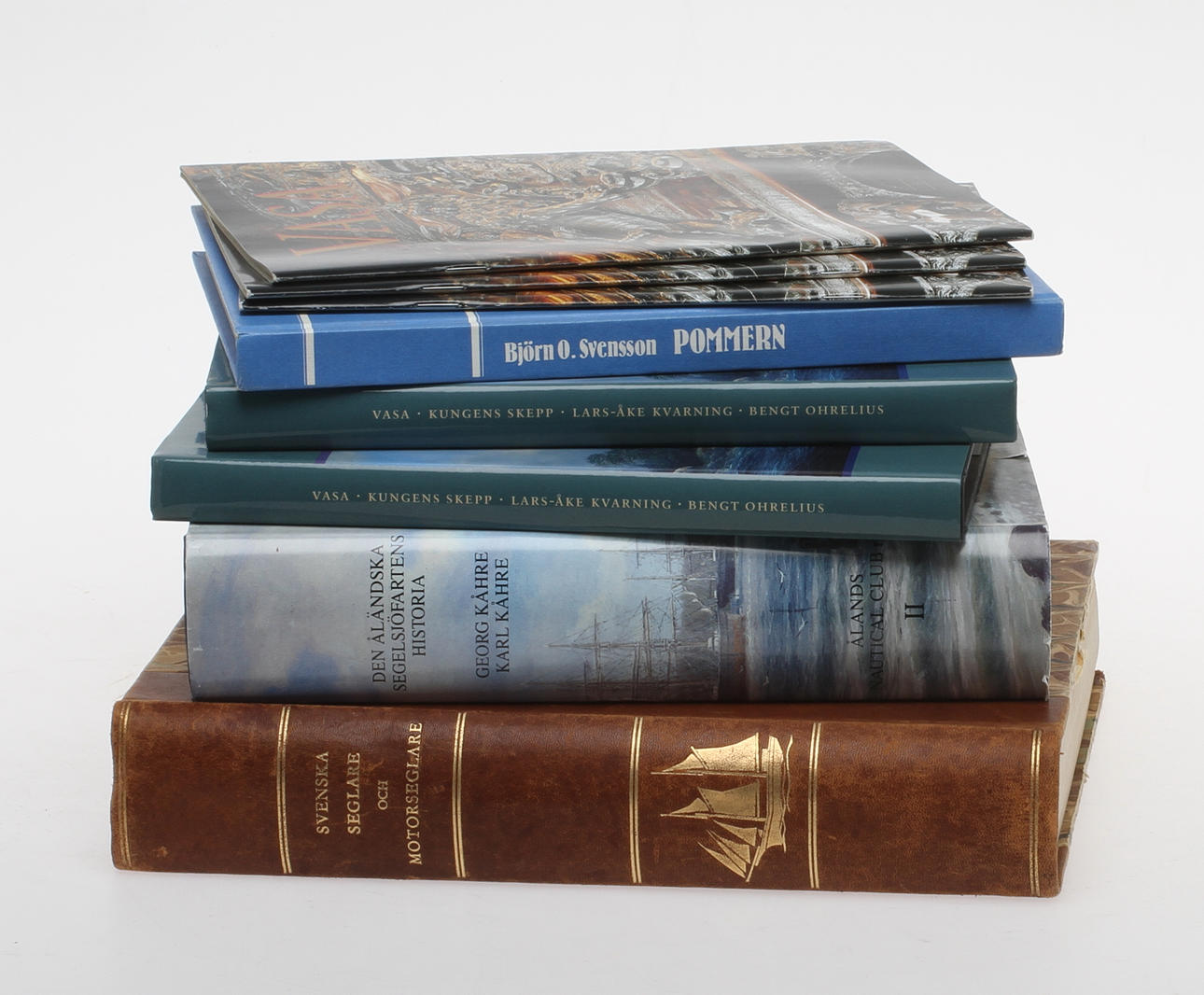 PARTI MARINA BÖCKER OCH HÄFTEN, 8 st, bland annat Svenska seglare och motorseglare, Meijels 1951.