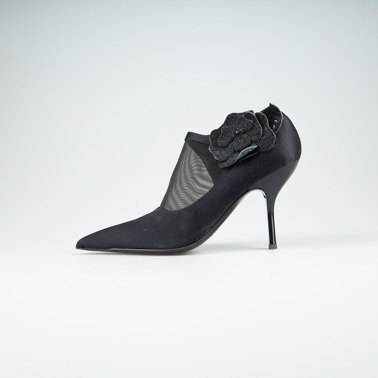 VICINI, shoes, black.