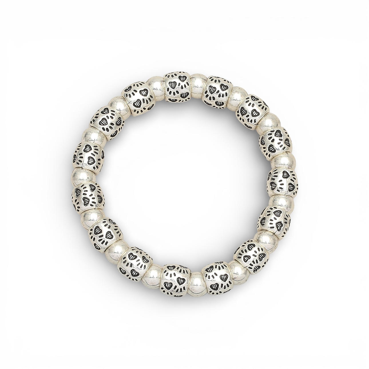 Beads bracelet with dog prints decoration.