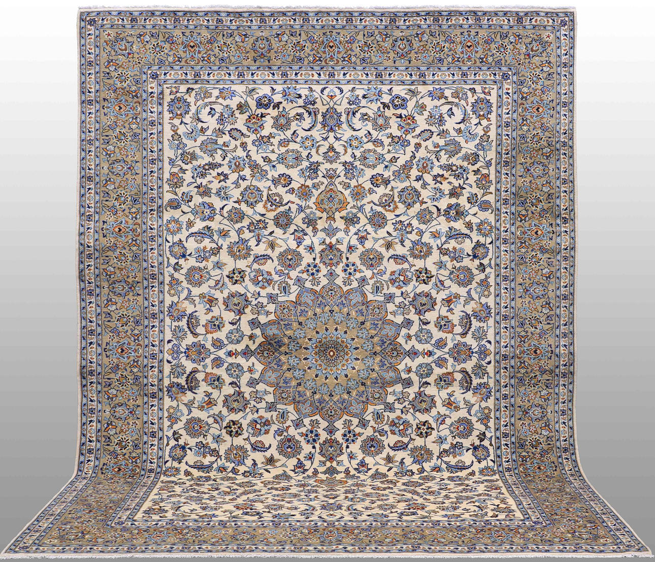 MATTA, persisk, ljus keshan, (fine), 404 x 302 cm.