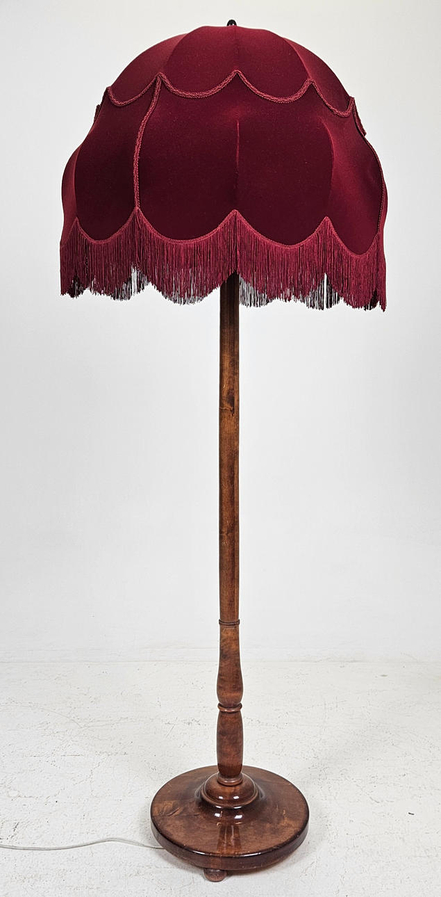 GOLVLAMPA, 1900-tal.