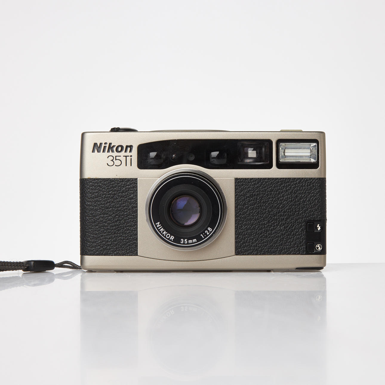 kamera-nikon-35ti-35mm-f2-8-1990-tal-foto-kameror-optik