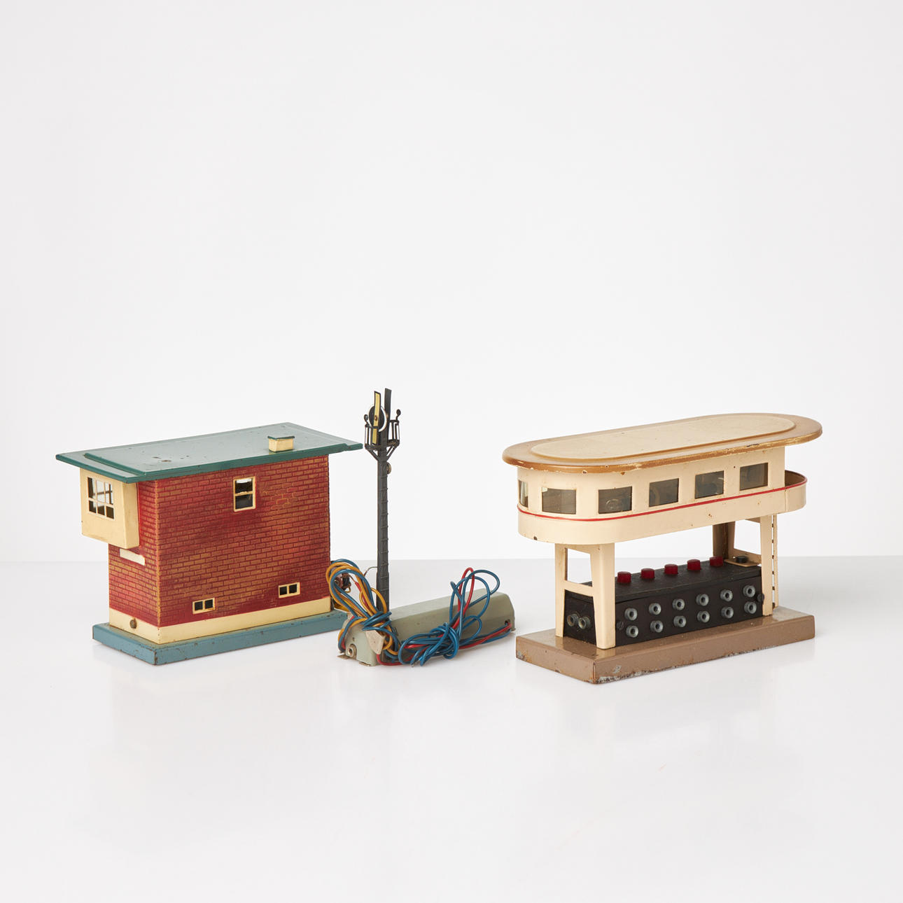 MÄRKLIN, 3-dlr switchgear, 1930s/1950s, 446/22, 473/6, 456. Toys