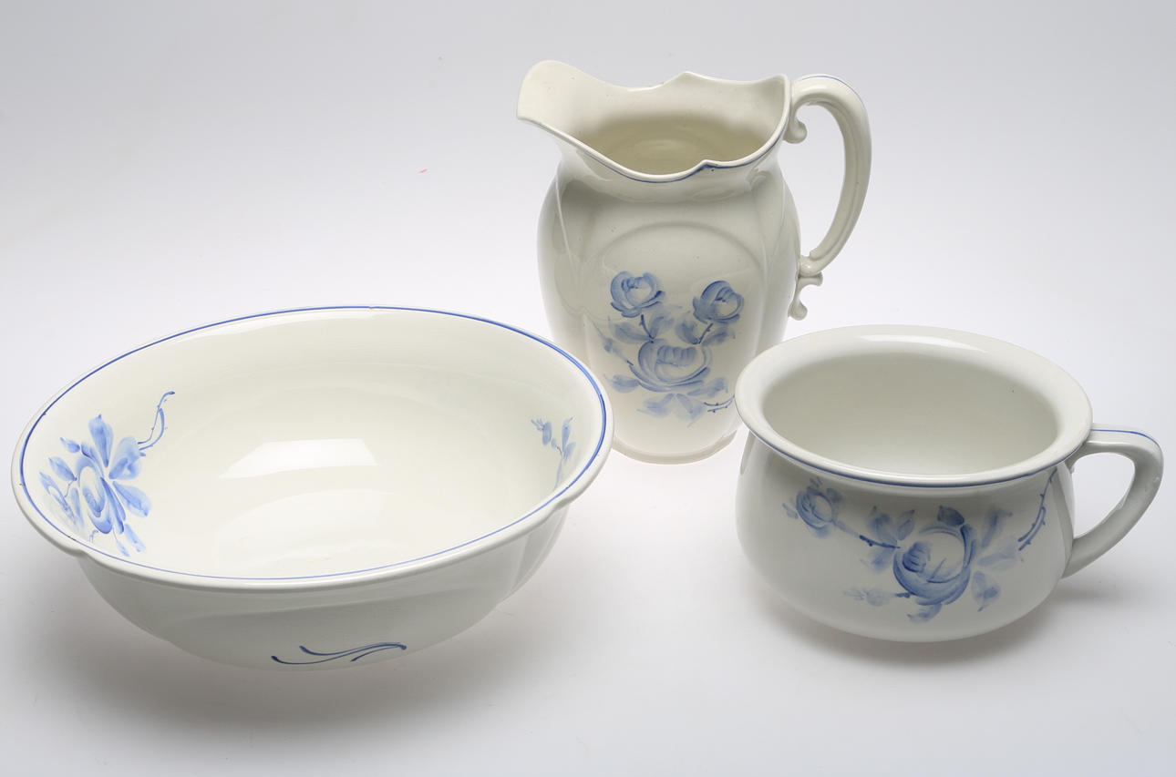 TVÄTTSET, 3 delar, keramik, Gefle, 1900-tal.