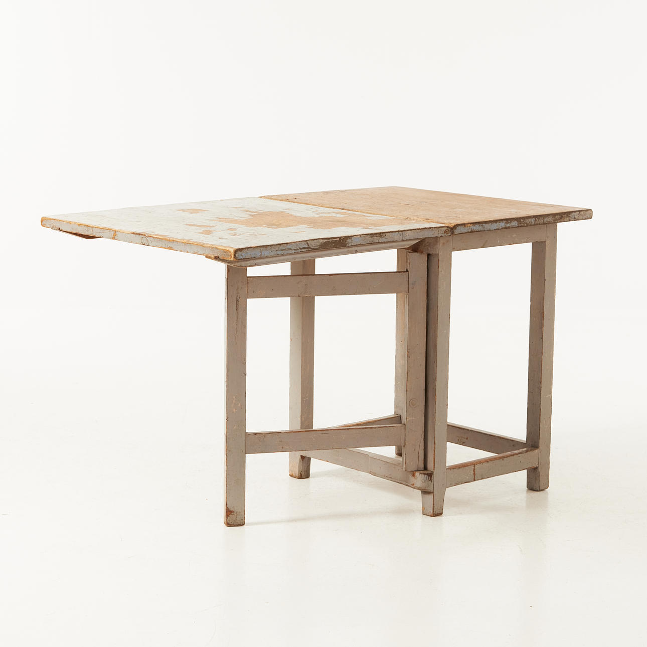 A 19TH CENTURY SLAG TABLE, Norrbotten, pine, painted in pearl grey, a ...