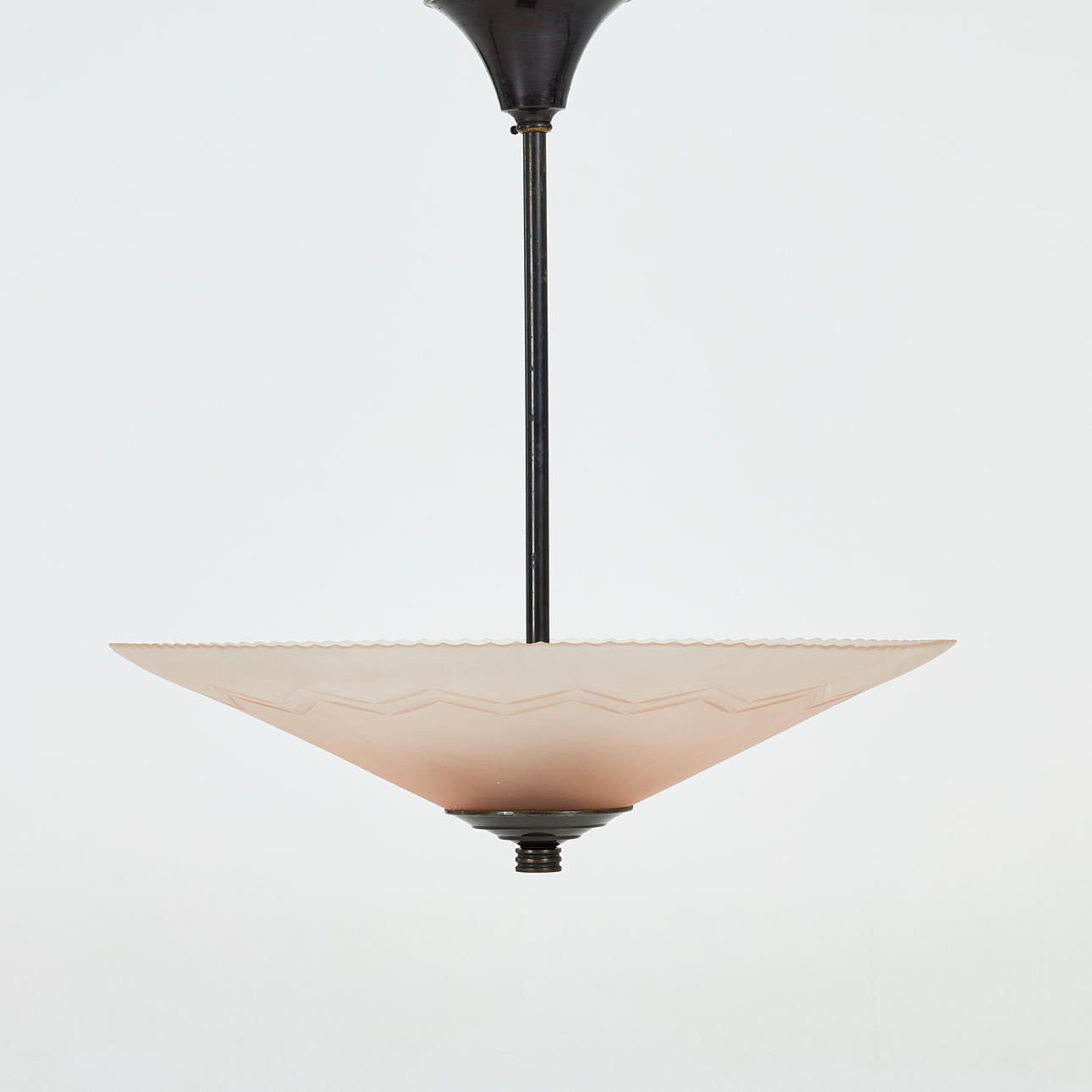 ATTRIBUTED TO EDWARD HALD. A 1930s Orrefors plafond.
