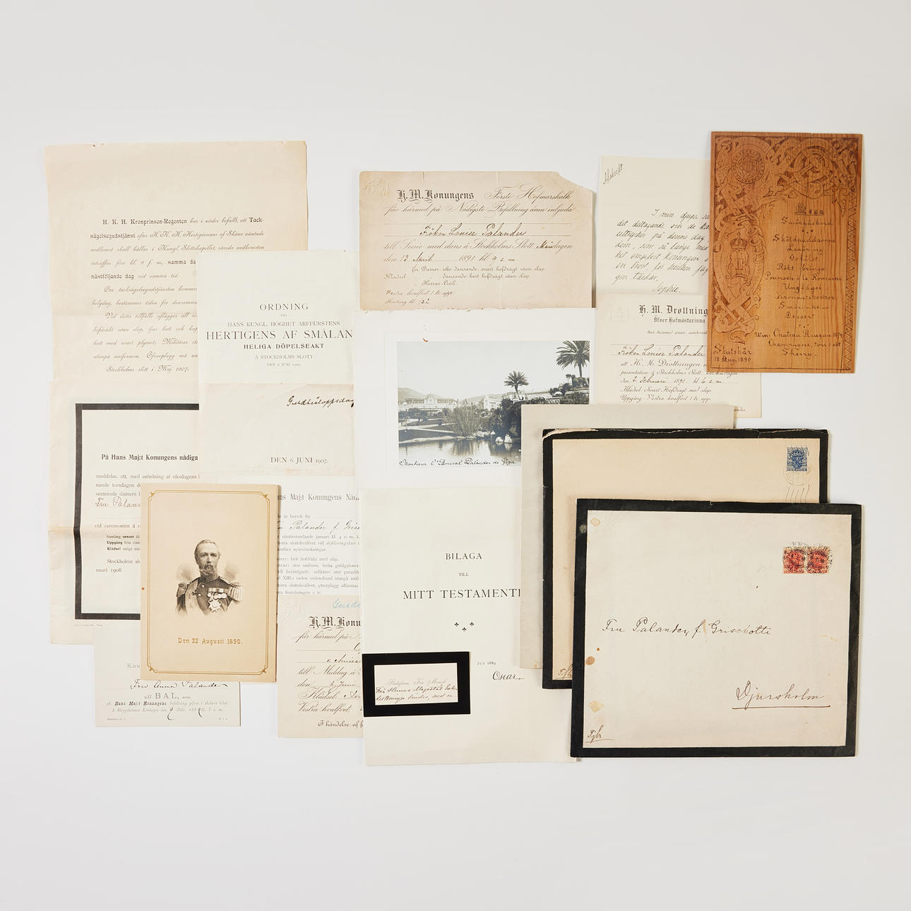 ROYAL INVITATIONS, MENUS, PROGRAMS AND MORE.