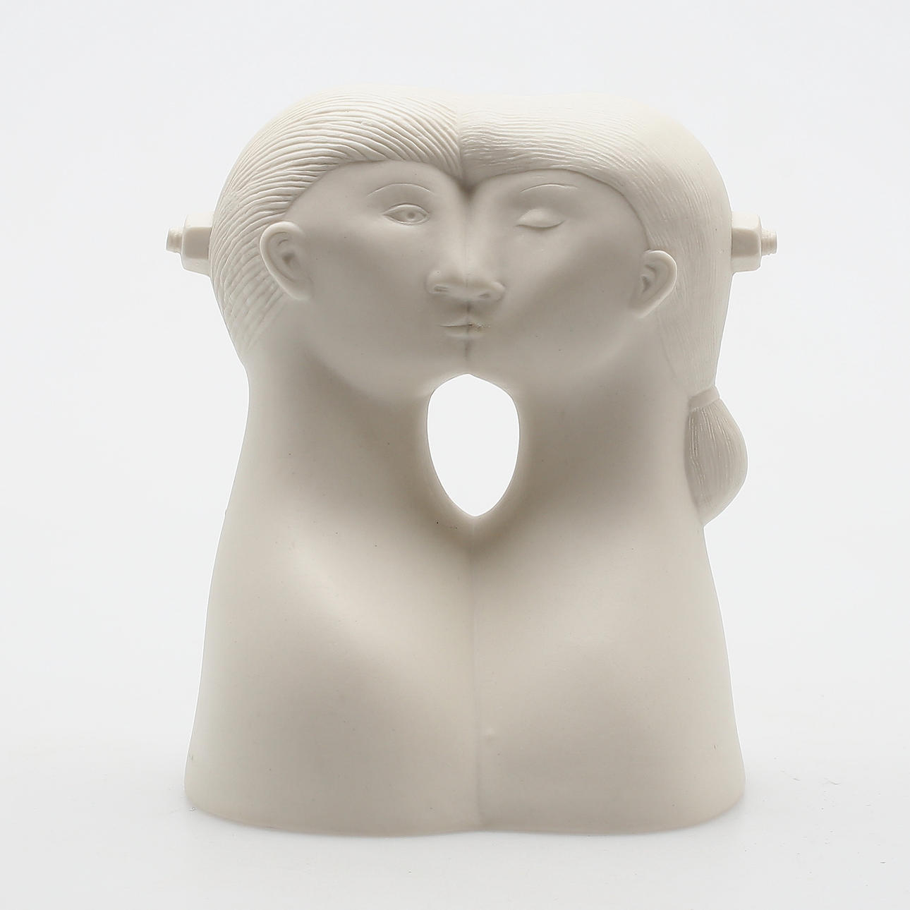 STIG LINDBERG. Parian, Figur "De tu", ur serien "Figurin", Gustavsberg, 1970-tal.