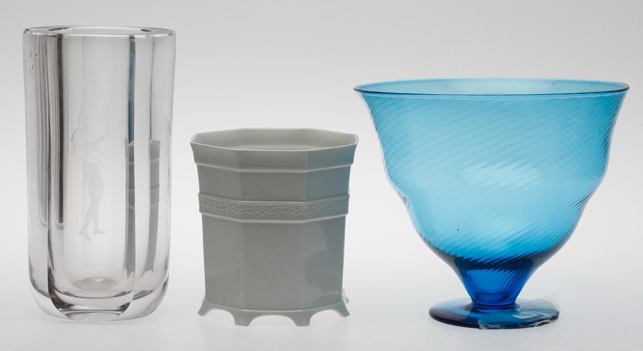 KERAMIK och GLAS, 3 delar, vas, skål och ytterfoder.