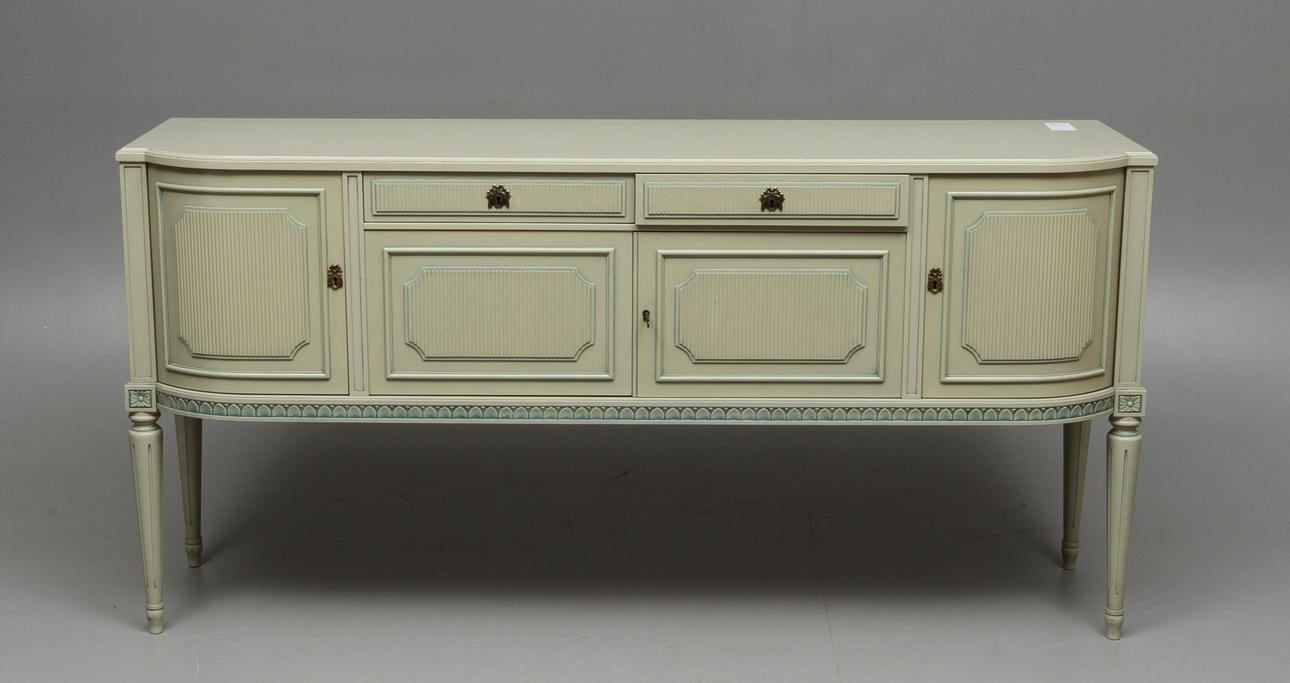 BUFFÉ, gustaviansk stil, 1900-tal.