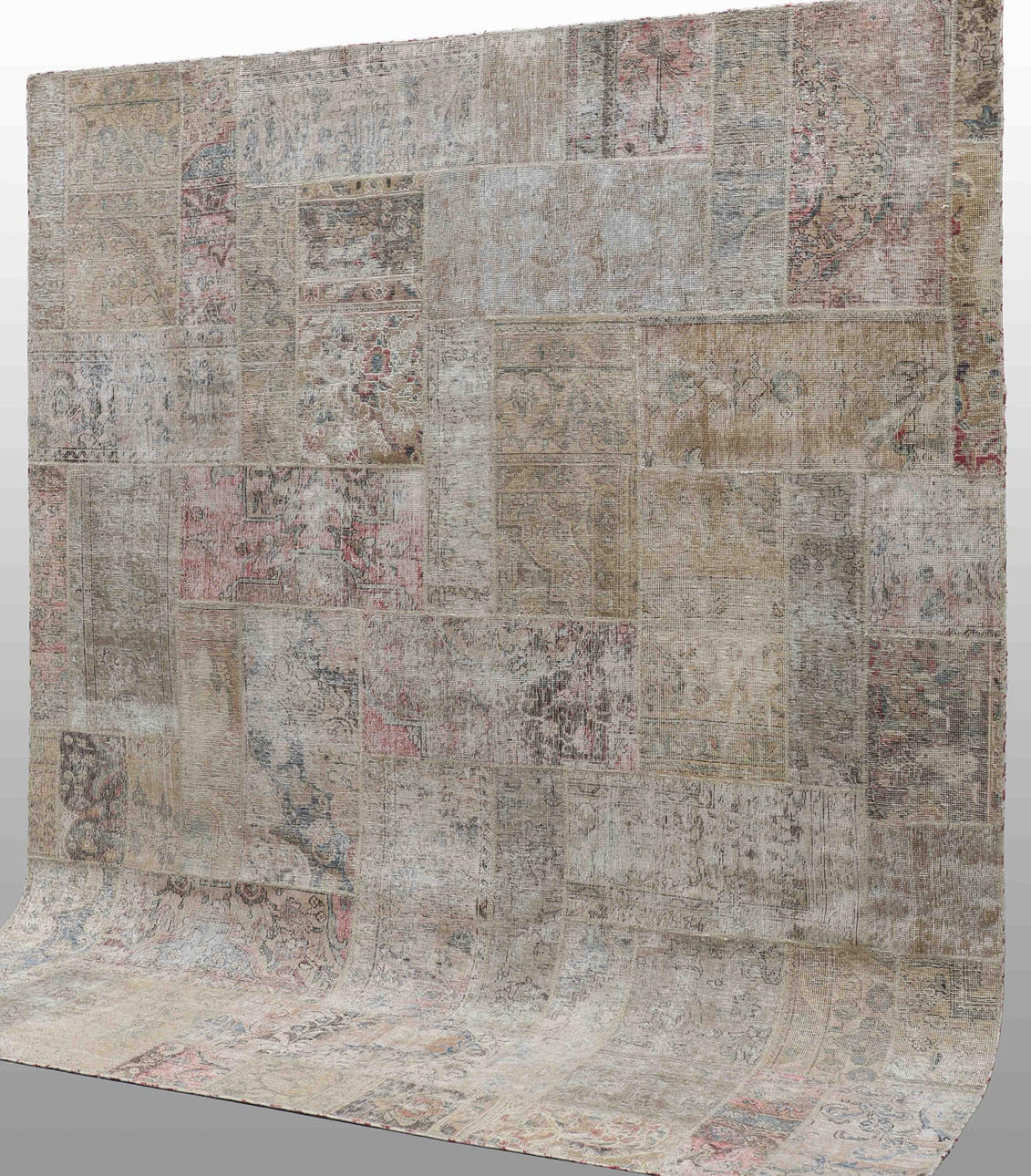 MATTA, carpet patchwork, 300 x 250 cm.
