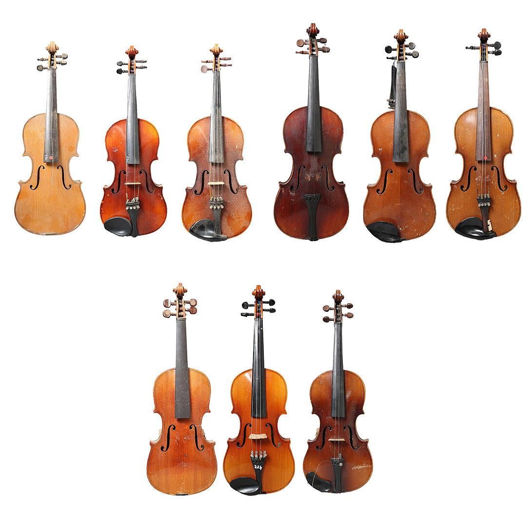 NUEVE VIOLINES Y UNA VIOLA (10).