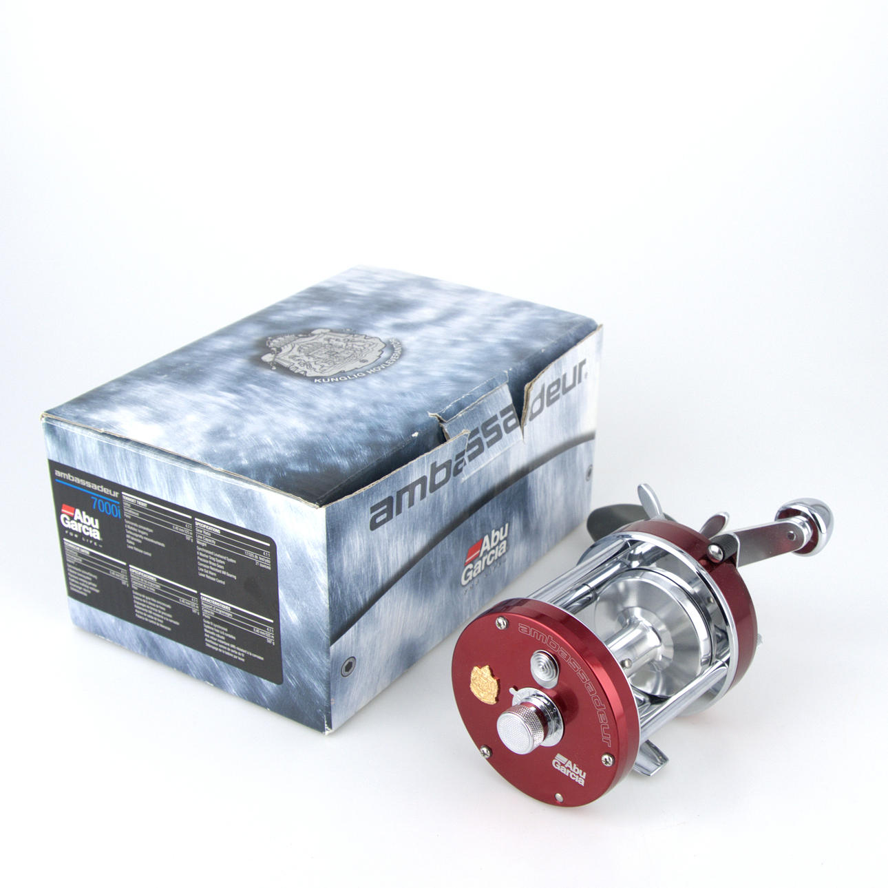 abu garcia ambassadeur 7000i fishing reel Ambassador 7000l up thumb rest and a non Abu Garcia Ambassadeur Syncro Round