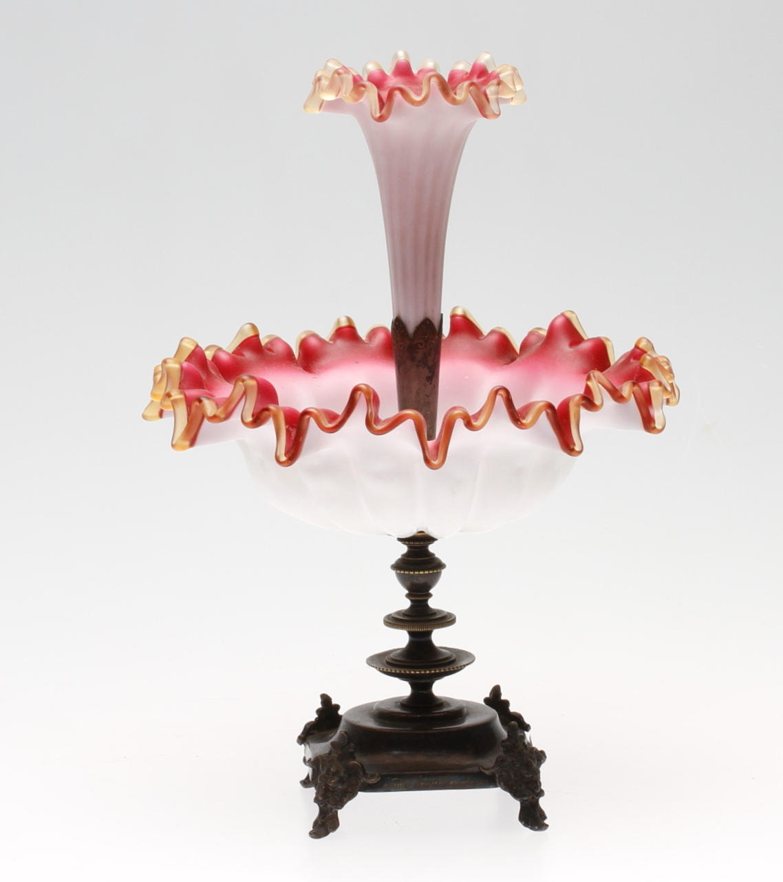 BORDSUPPSATSSKÅL, glas och nysilver, omkring 1900.