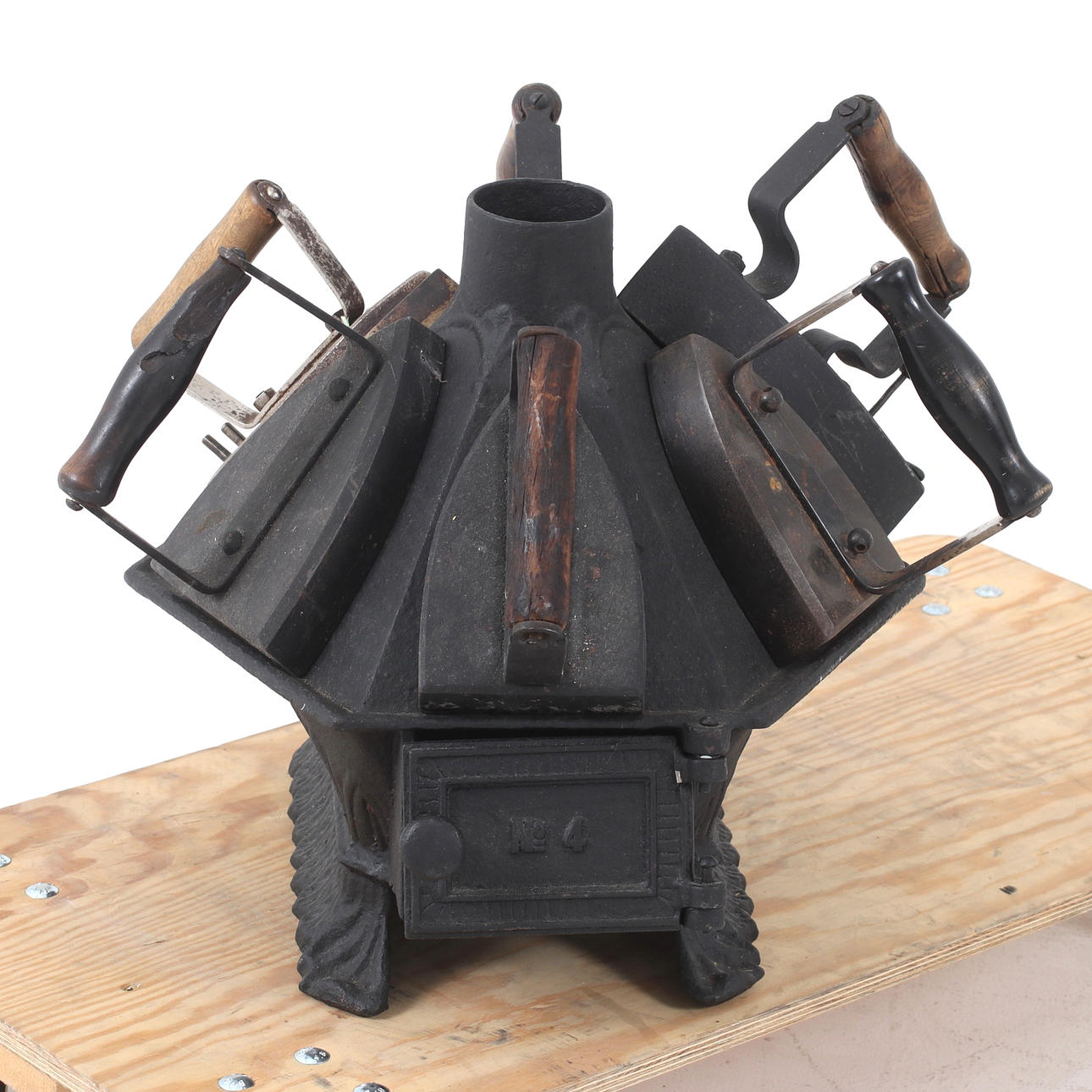 IRON STOVE and iron, cast iron, model no. 4, 18th/20th century. Silver ...
