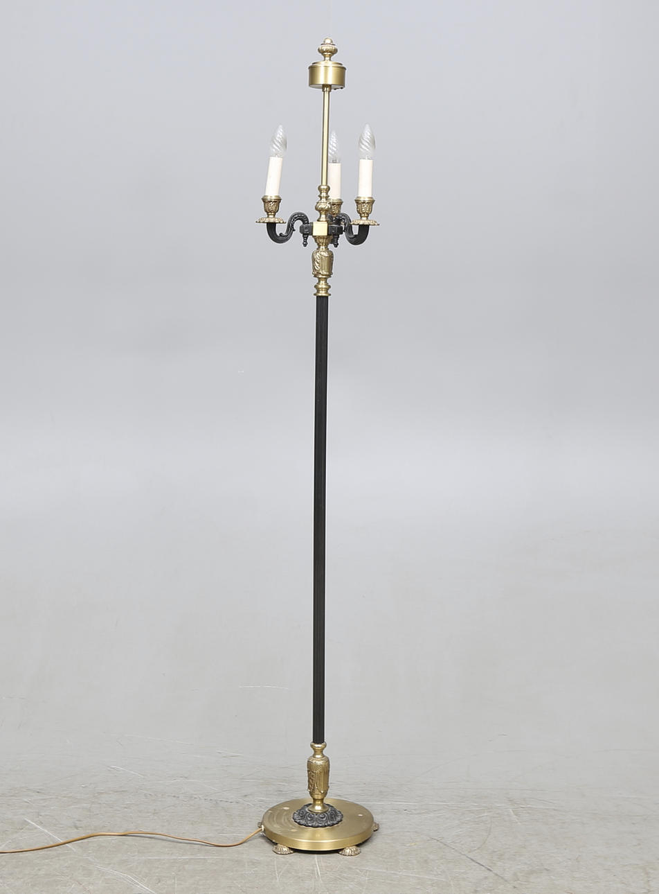 GOLVLAMPA, empirestil, Einar Bäckström, 1900-tal.