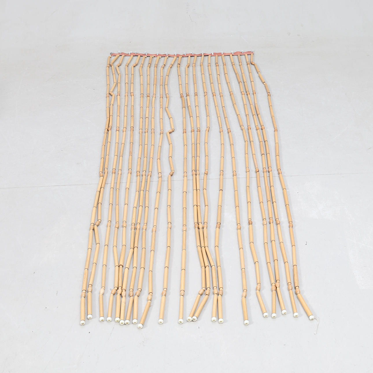 DÖRRDRAPERI, bambu & trä, 1900-tal.