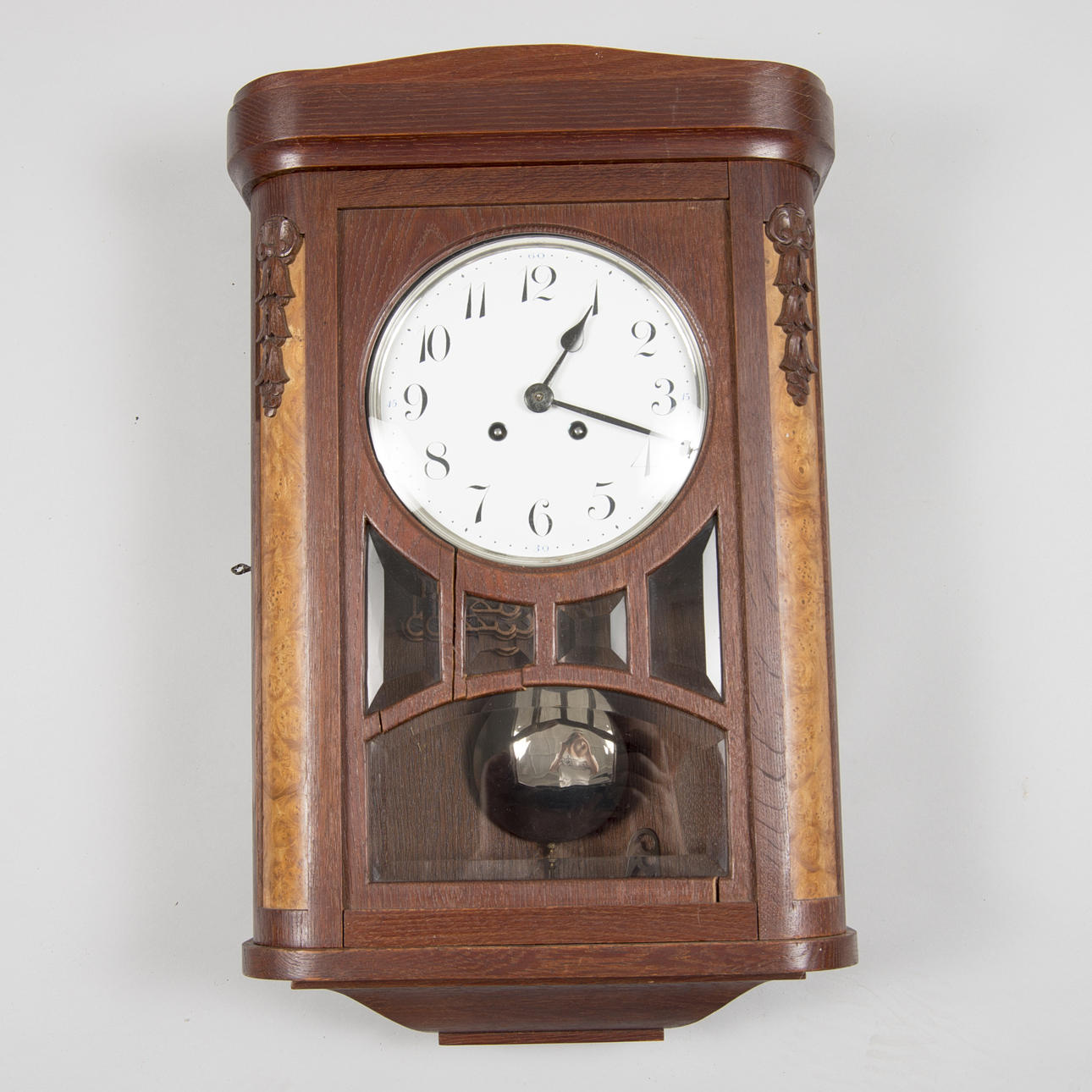 VÄGGUR, ek/björk, 1900-talets första hälft, märkt BW.