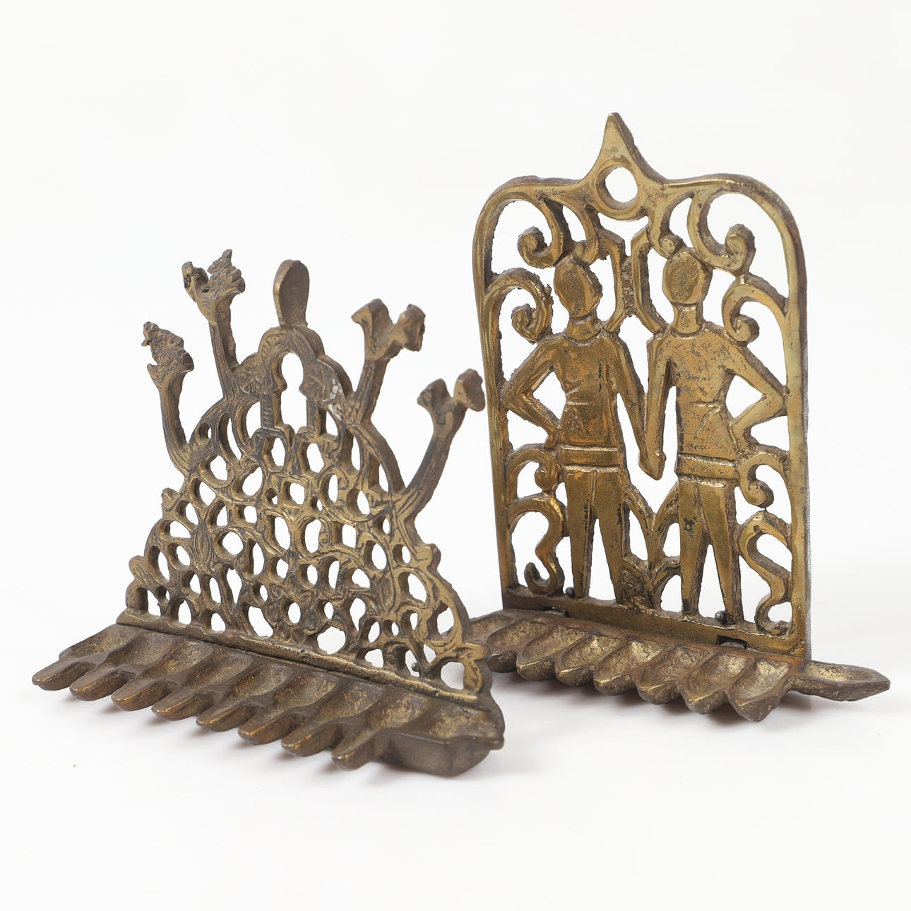 OLJELAMPOR, 2 stycken, mässing, 1900-tal.