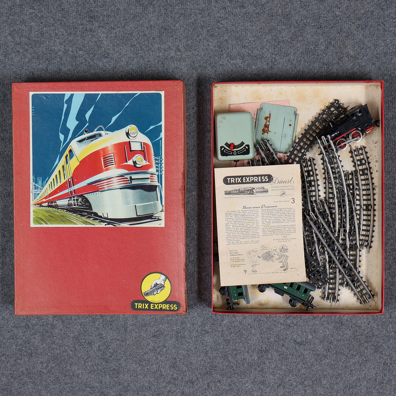 MODEL RAILWAY, TRAIN TRACK, TRIX EXPRESS.