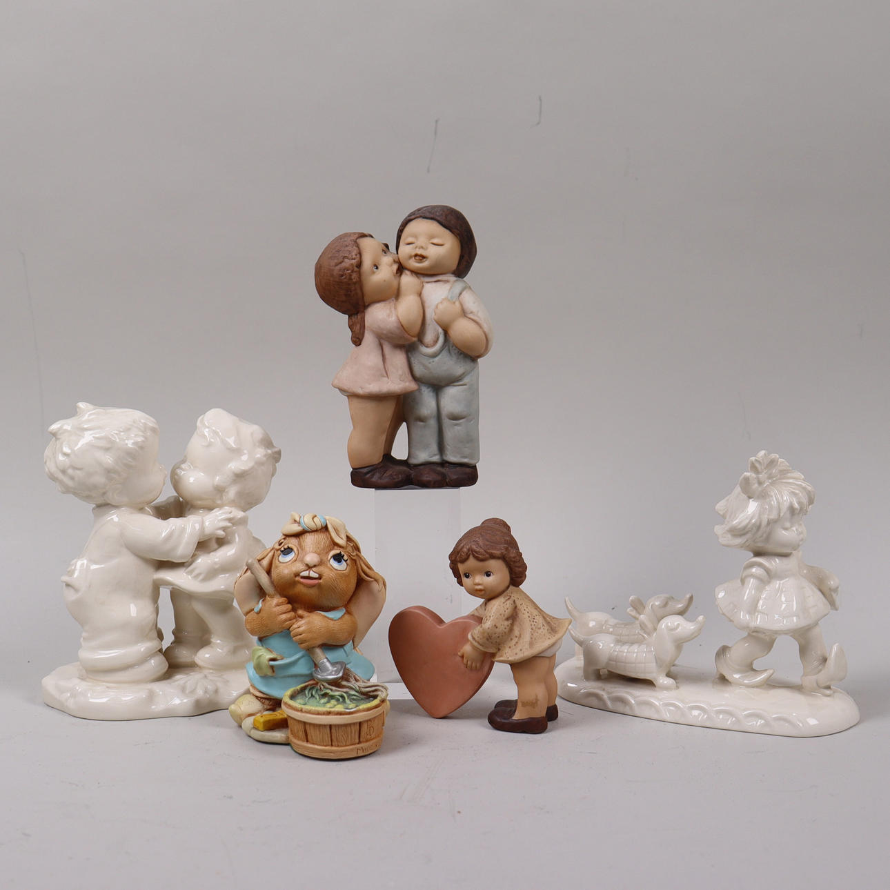 FIGURINES, Goebel and Pendelfin, 5 pcs.