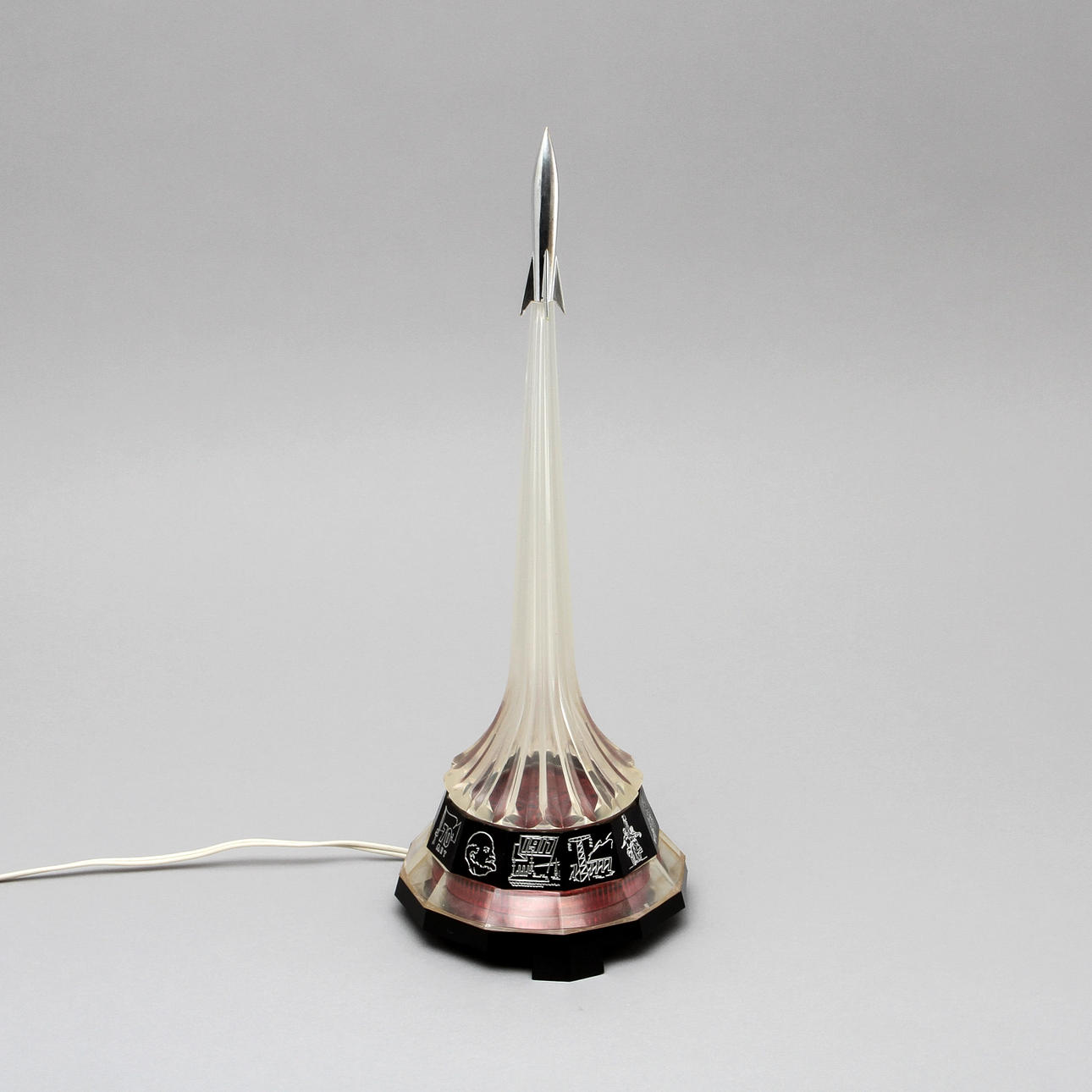 BORDSLAMPA. Sputnik, Ryssland 1960-tal.