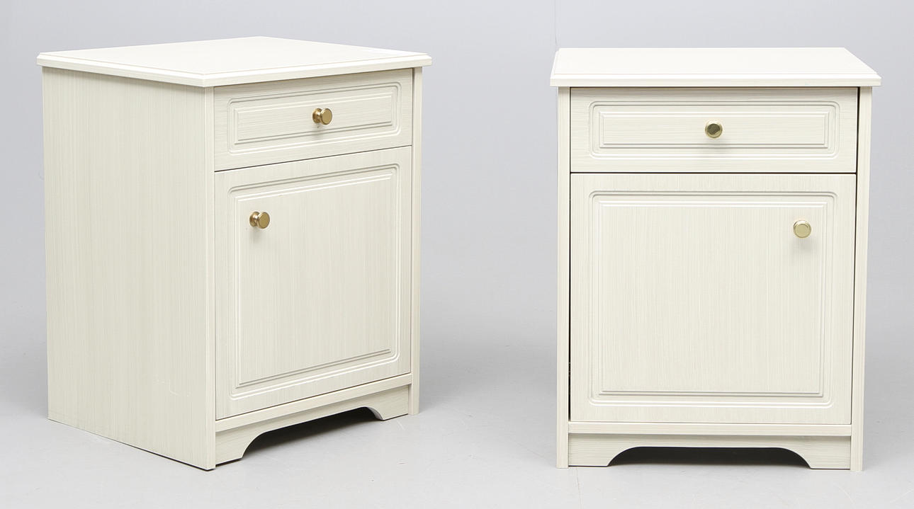 NATTBORD ett par sent 1900-tal.