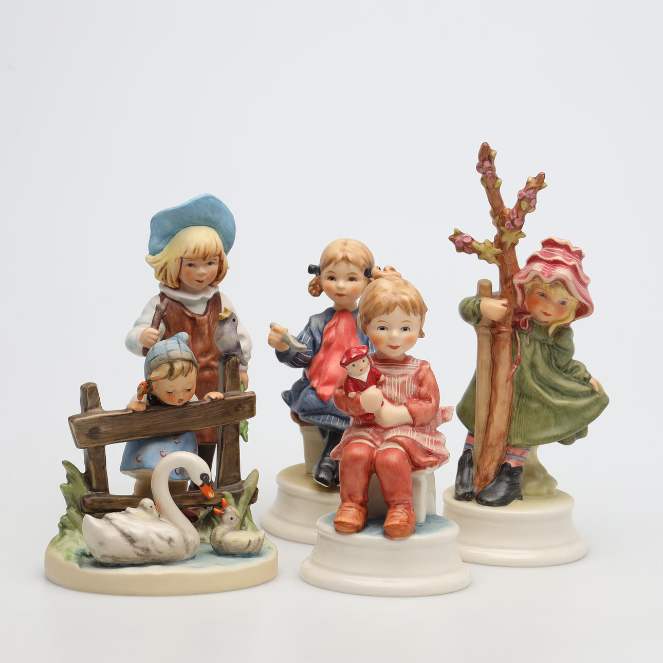 FIGURINER, 5 stycken, Goebel, Tyskland.