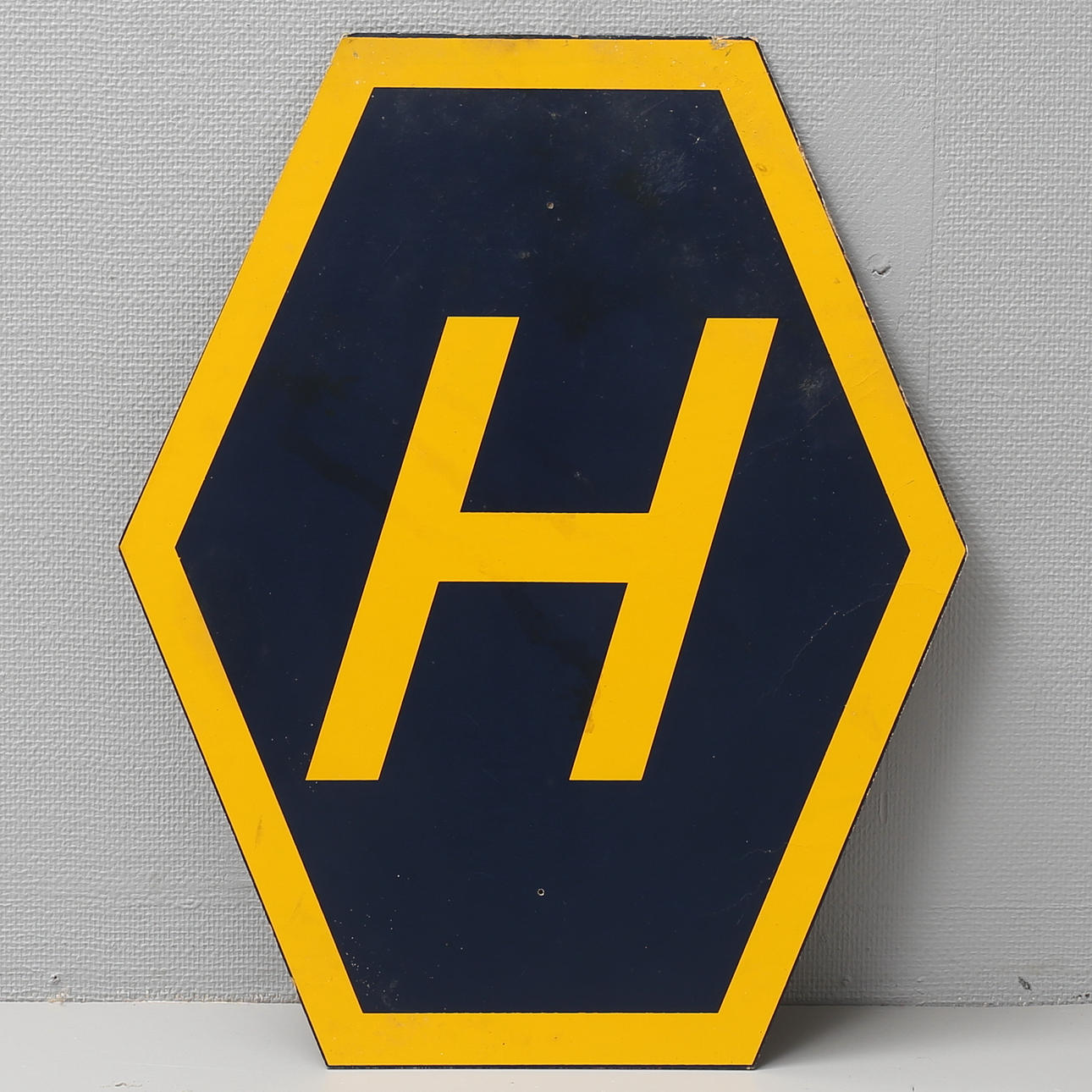 SKYLT, högertrafik, masonit, 1967.