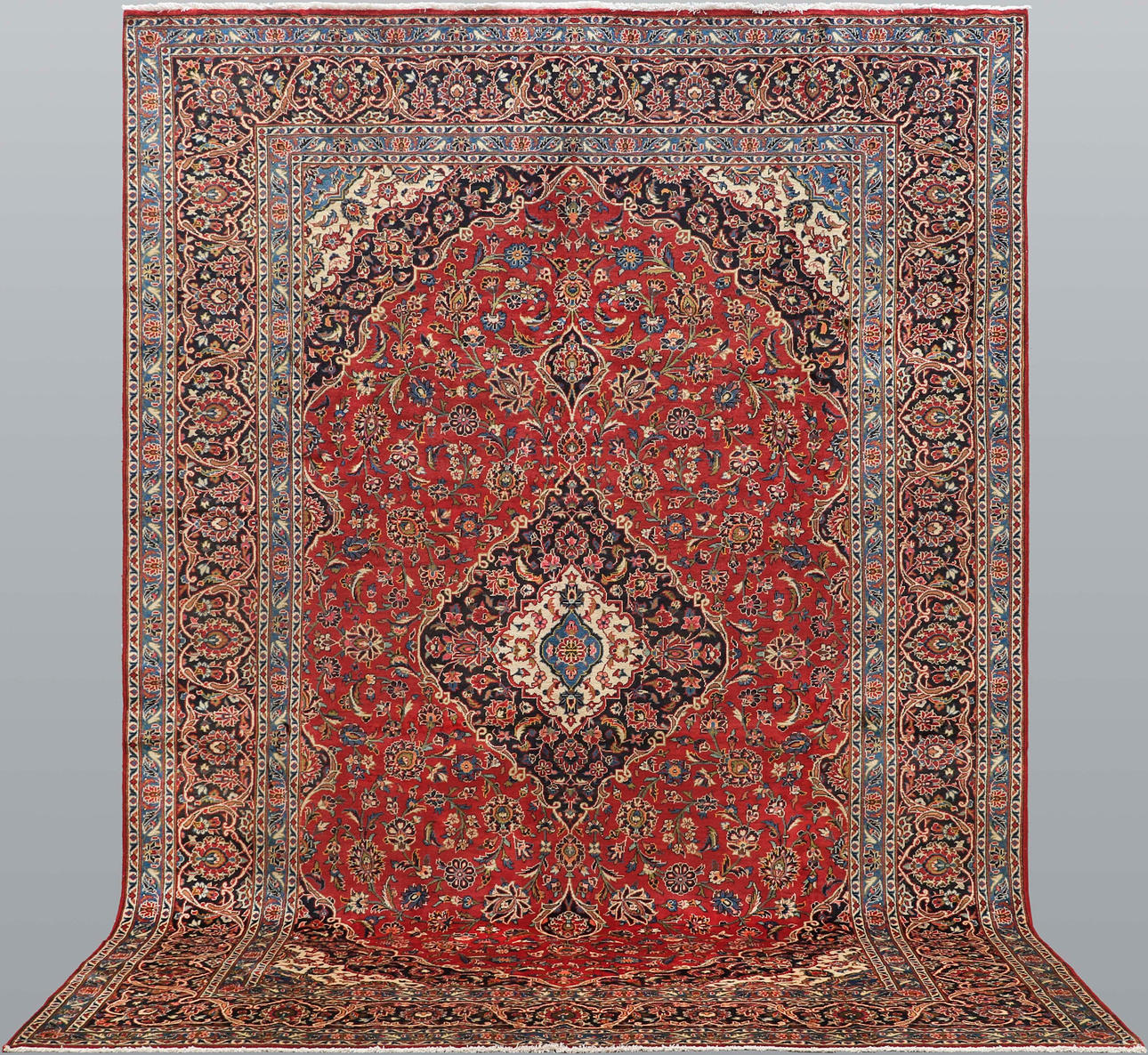 CARPET. Keshan, 411 x 292 cm.