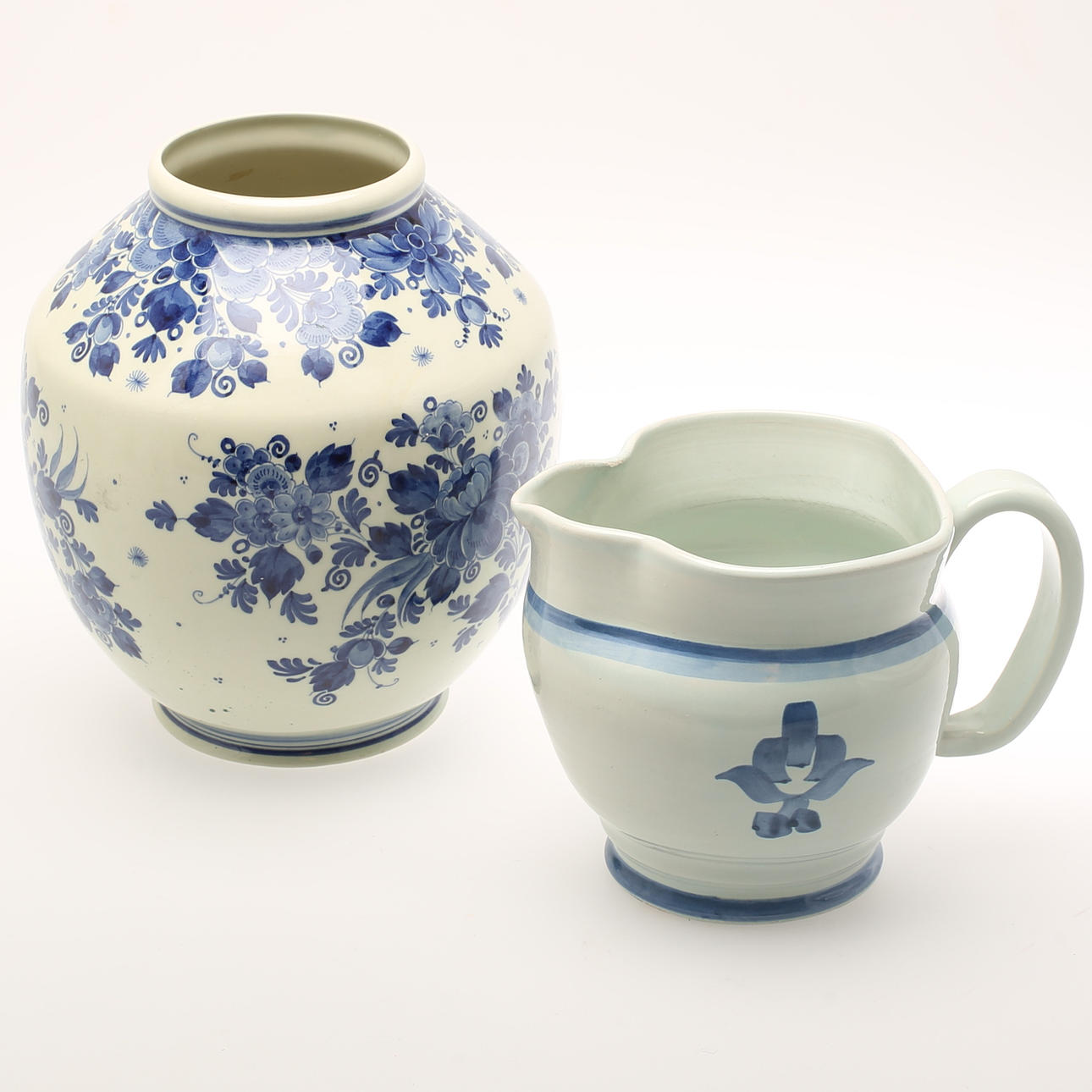 KANNA, Gefle. VAS, DELFT. Porslin.