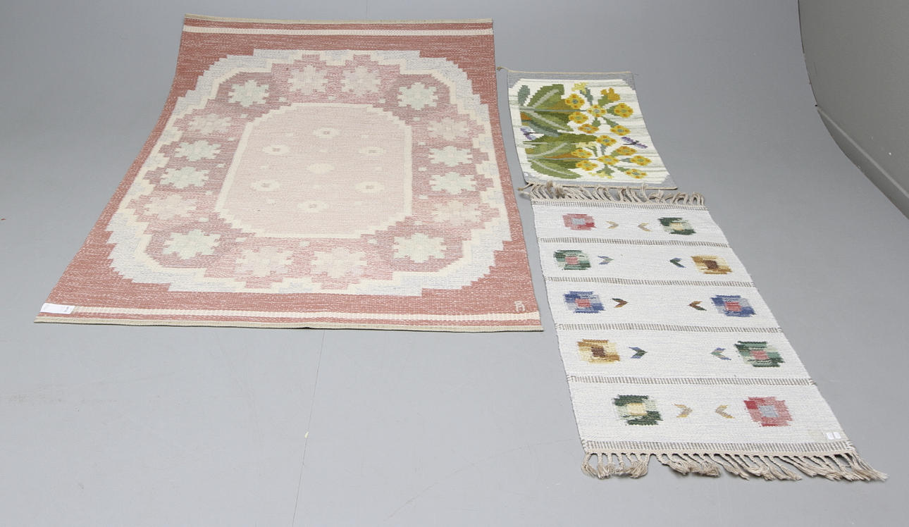 MATTOR, 2 st röllakan samt Bonad.