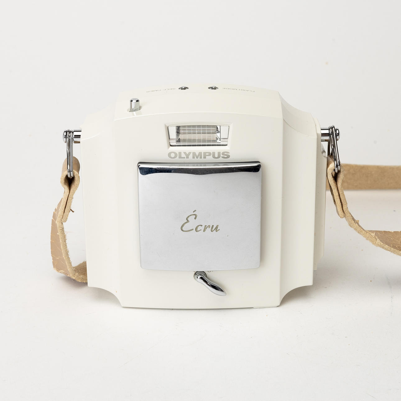 CAMERA, Olympus Ecru, numbered 14171/20000. Japan, 1991. Photo