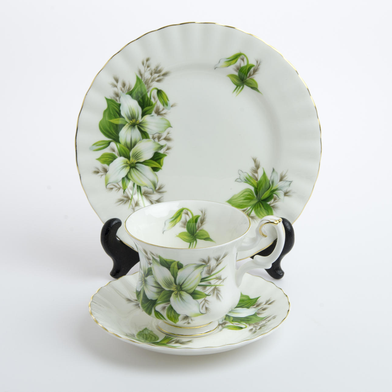 KAFFESERVIS, 35 delar, "Trillium", Royal Albert, England.