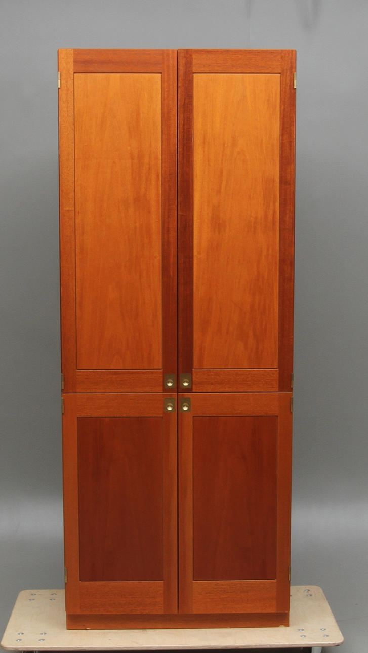 HÖRNSKÅP, Karl Andersson och söner, 19/2000-tal.