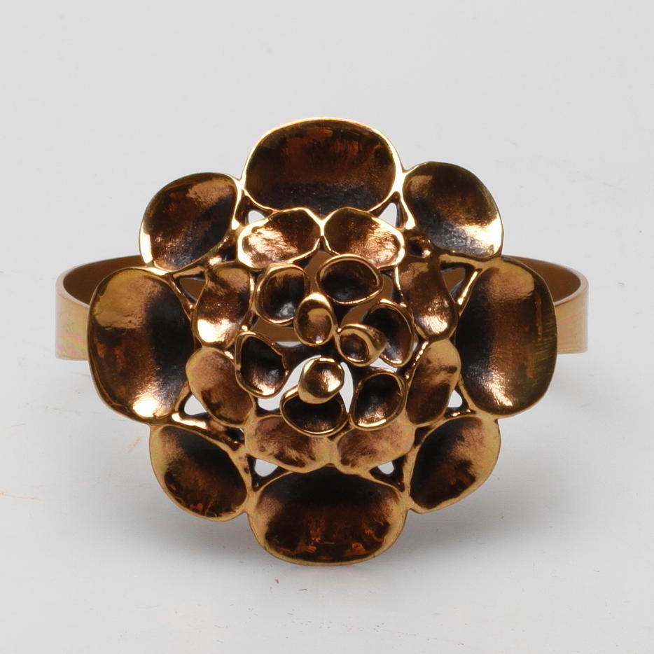 ARMBAND, brons "Lava", Hannu Ikonen, Finland.