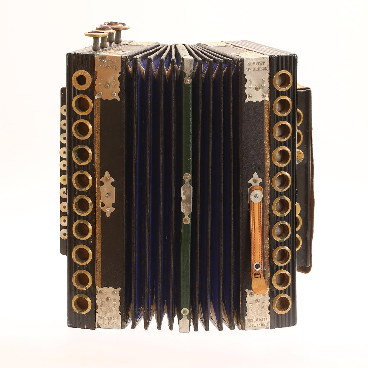 ACCORDION, acordeón Novität.