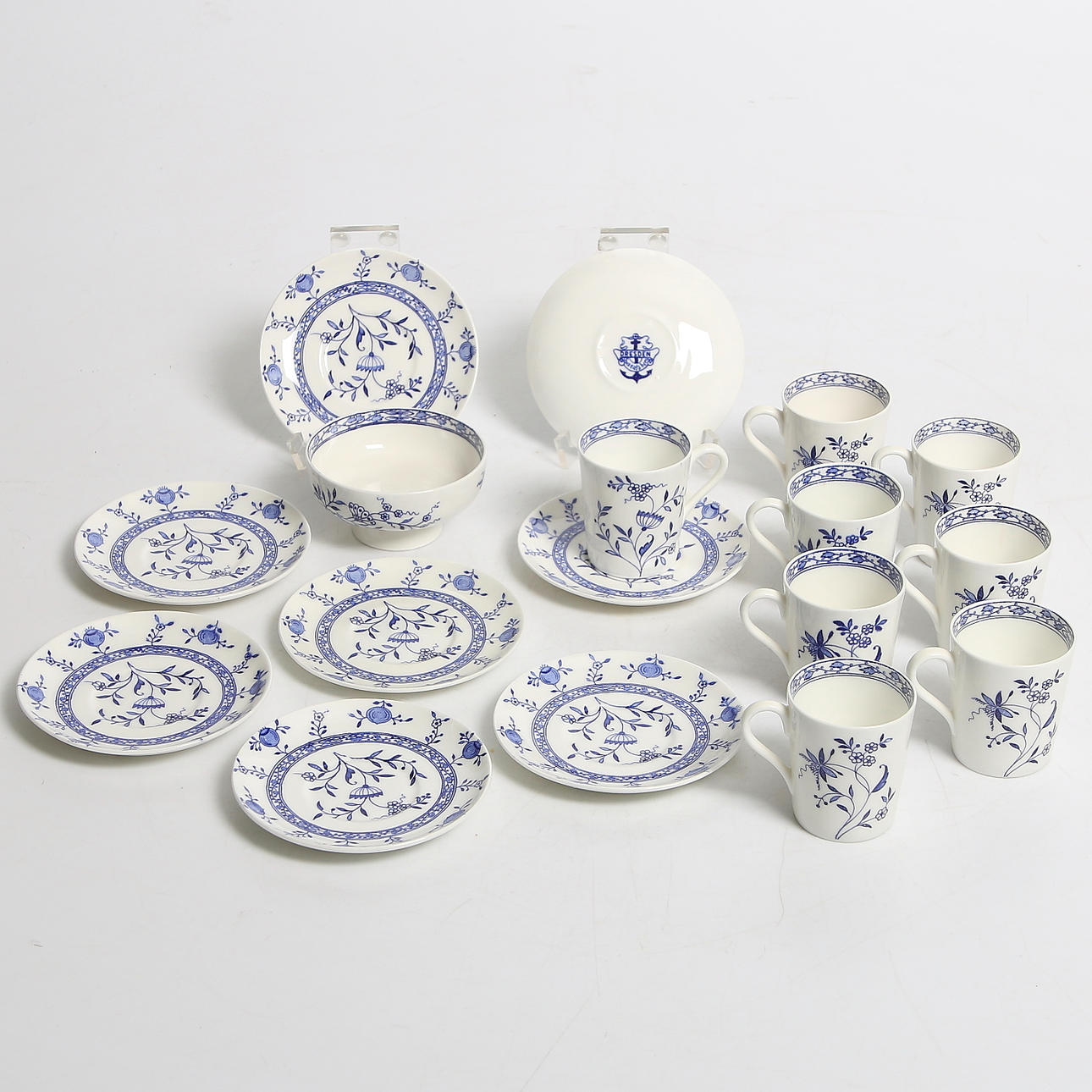 MOCCAKOPPAR med FAT, 17 delar, porslin, "Dresden", Gustavsberg, omkring sekelskiftet 18/1900.