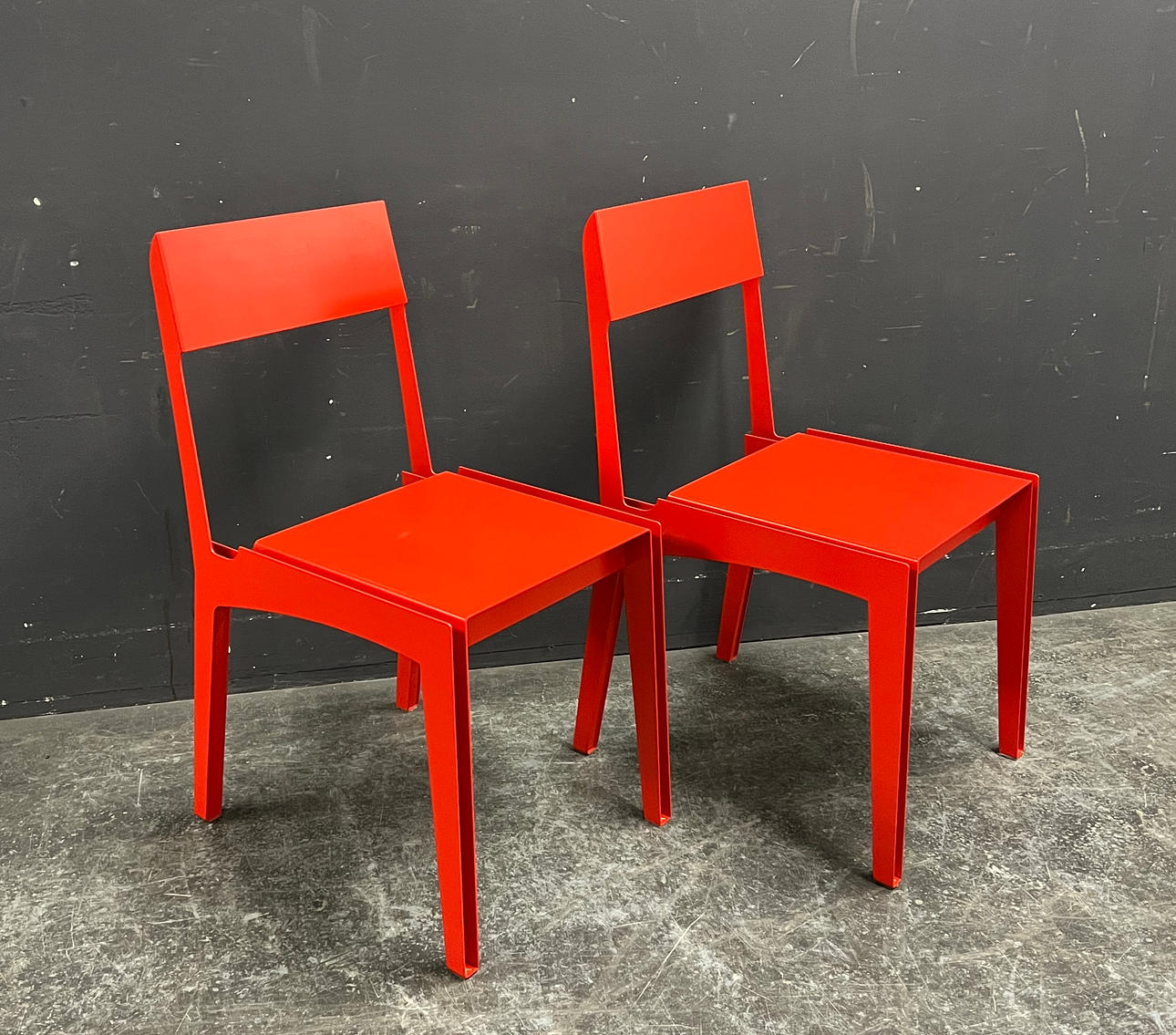 VIJ5 DESIGN 2 STEEL CHAIRS.