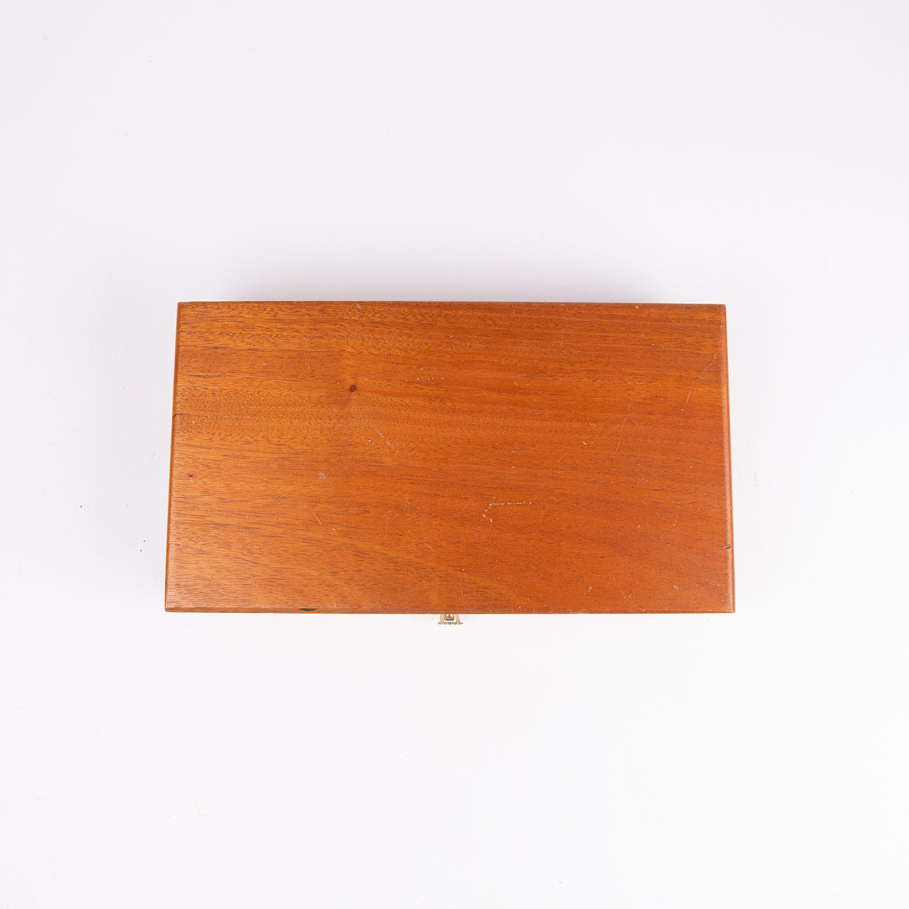 A Smith & Wesson US, 20th Century case.