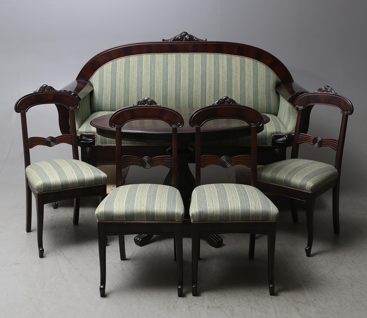 SALONGSGRUPP, 6 delar, Karl Johan-stil, 1900-tal.