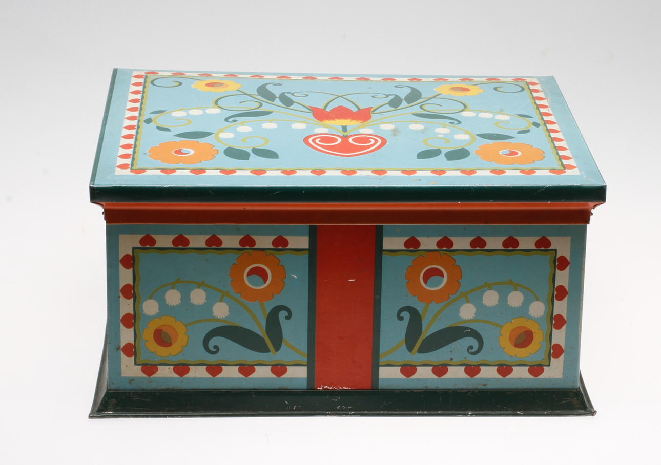 PLÅTBURK, "Coralli", 1900-tal.